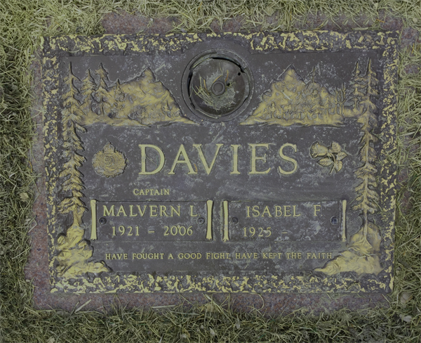 Grave Marker Captain Malvern “Mal” Leslie Davies (Ret’d) 