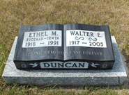 Walter Duncan's headstone in Carnduff Cemetery