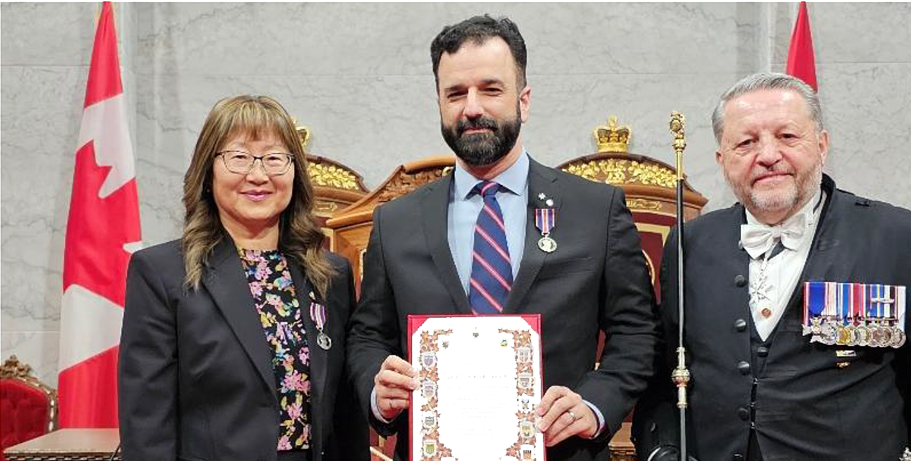 LCol Dan Doran, CD (Ret'd) receives King's Coronation Medal