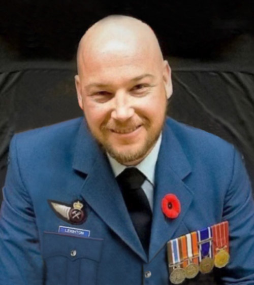 WO/Adj P.W. Leighton, CD