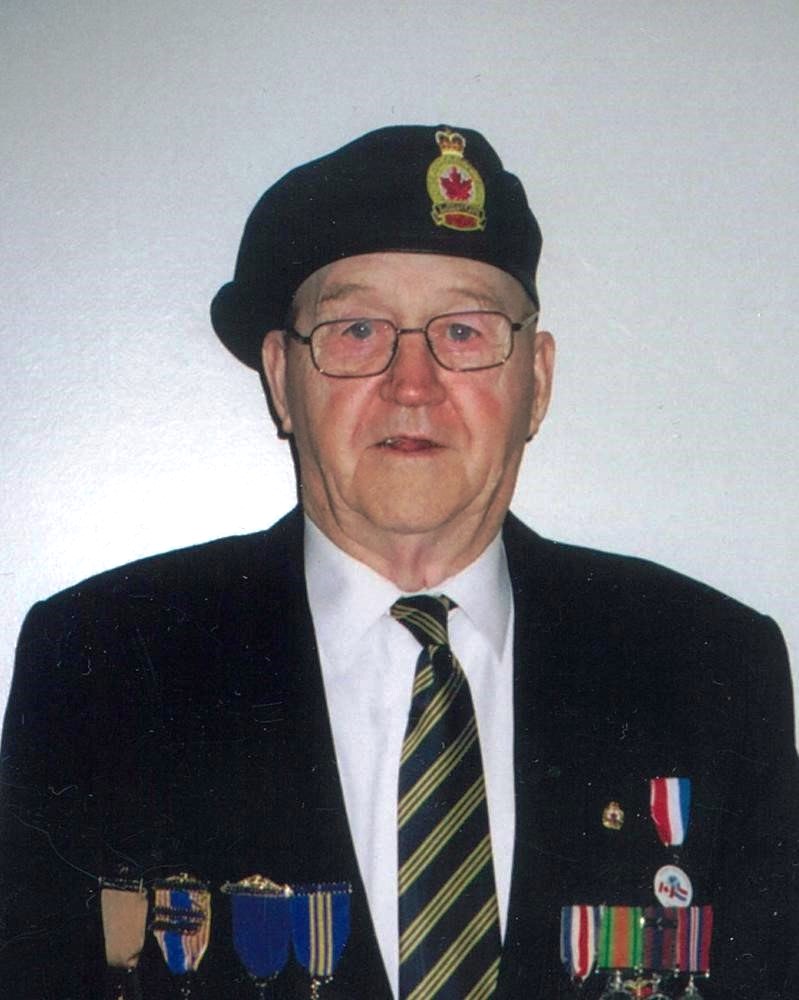 Sgt Roger Lunquist (Ret’d) 