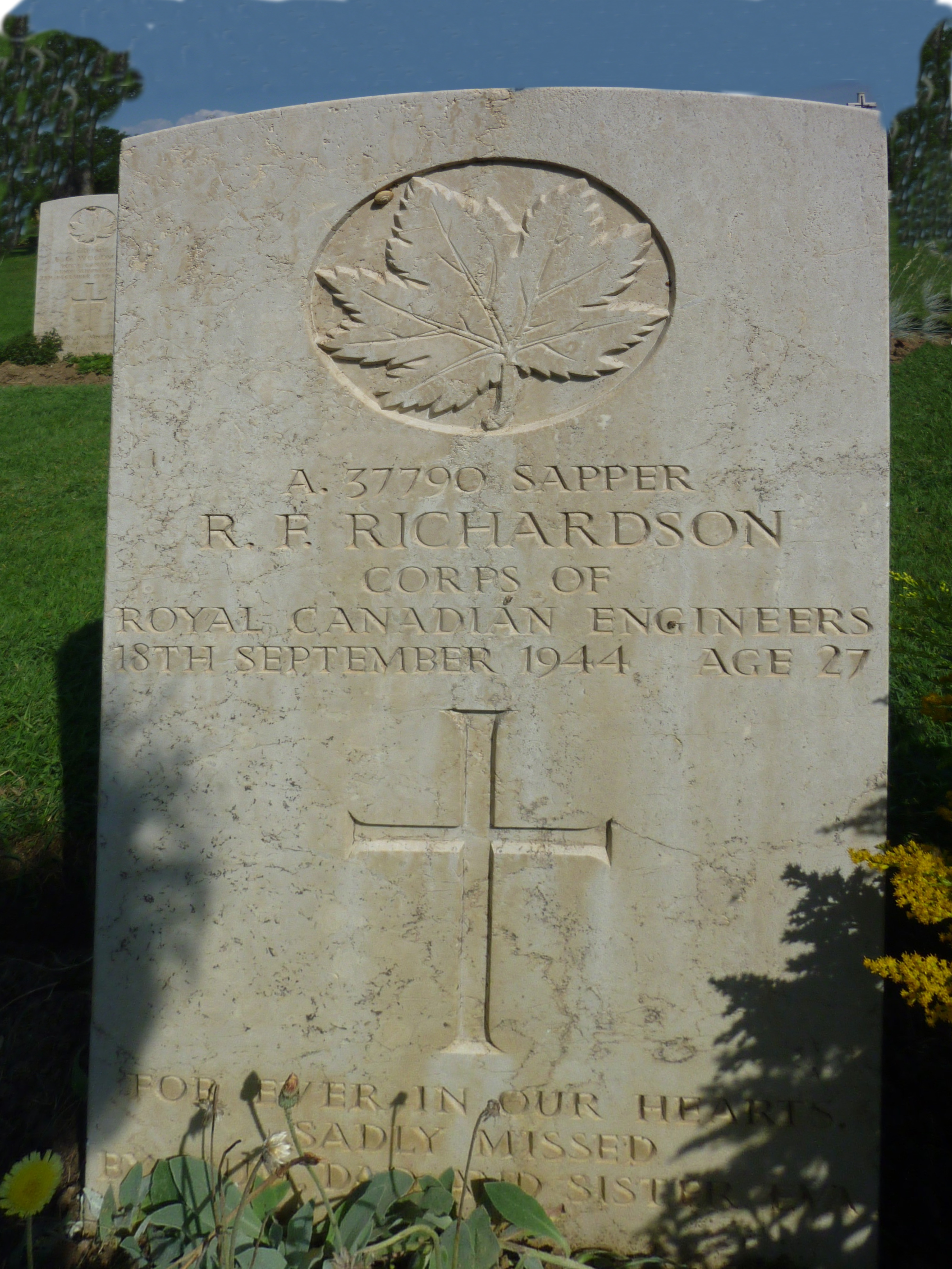 Sapper Ralph Francis Richardson's Headstone in Coriano Ridge Commonwealth Cemetery