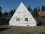 50 year Memorial – 1942 - 1992 // Monument commémoratif de 50 ans 1942-1992