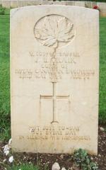 Sapper Joh Bruce Craik's Headstone in the Cassino Commonwealth War Cemetery