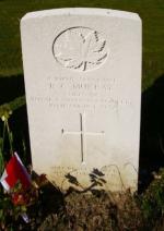 Headstone of Sgt Ronald Charles Murray in the Dieppe Canadian War Cemetery, Hautot-sur-Mer, France Headstone of Sgt Ronald Charles Murray in the Dieppe Canadian War Cemetery, Hautot-sur-Mer, France