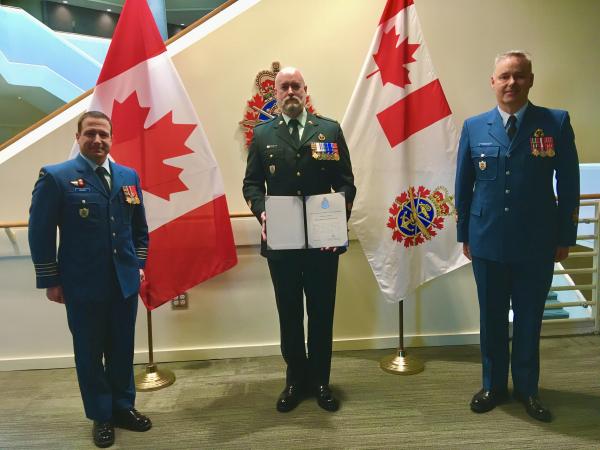 WO Jay Todd Foulds, CD