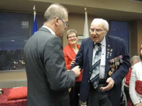 The French National Order of the Legion of Honour is presented to Spr Gill Leclair by the Consul General of France in Montréal, Bruno Clerc. // Leclair a reçu cet honneur des mains du Consul général de France à Montréal, M. Bruno Clerc.</