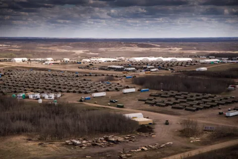 The End Result &ndash; Accommodations For 4,500 Soldiers // Le résultat final – Hébergement pour 4 500 soldats
